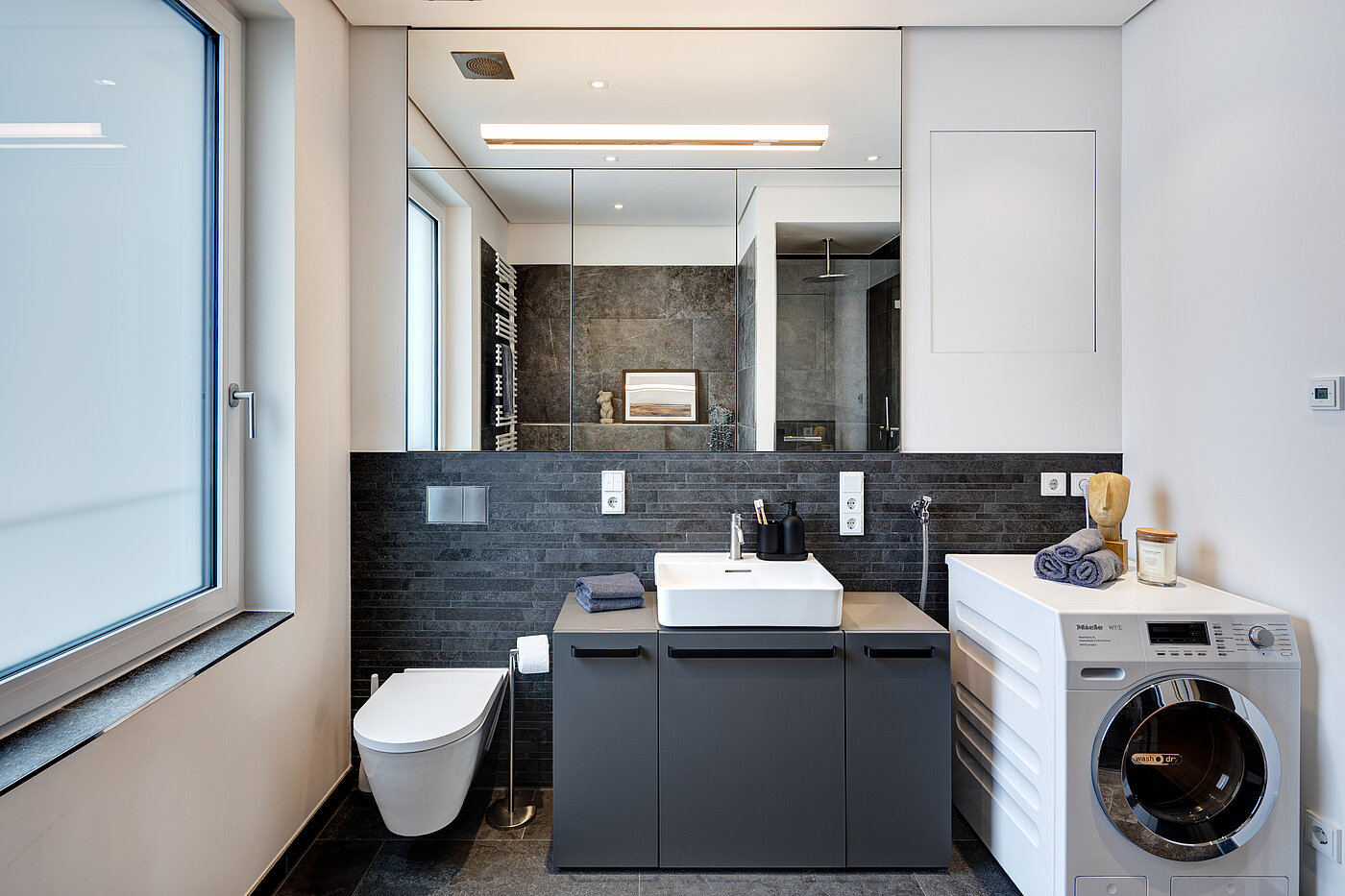 Penthouse 와 함께 2 객실 | München-Maxvorstadt | 70427 | Modernes Bad...