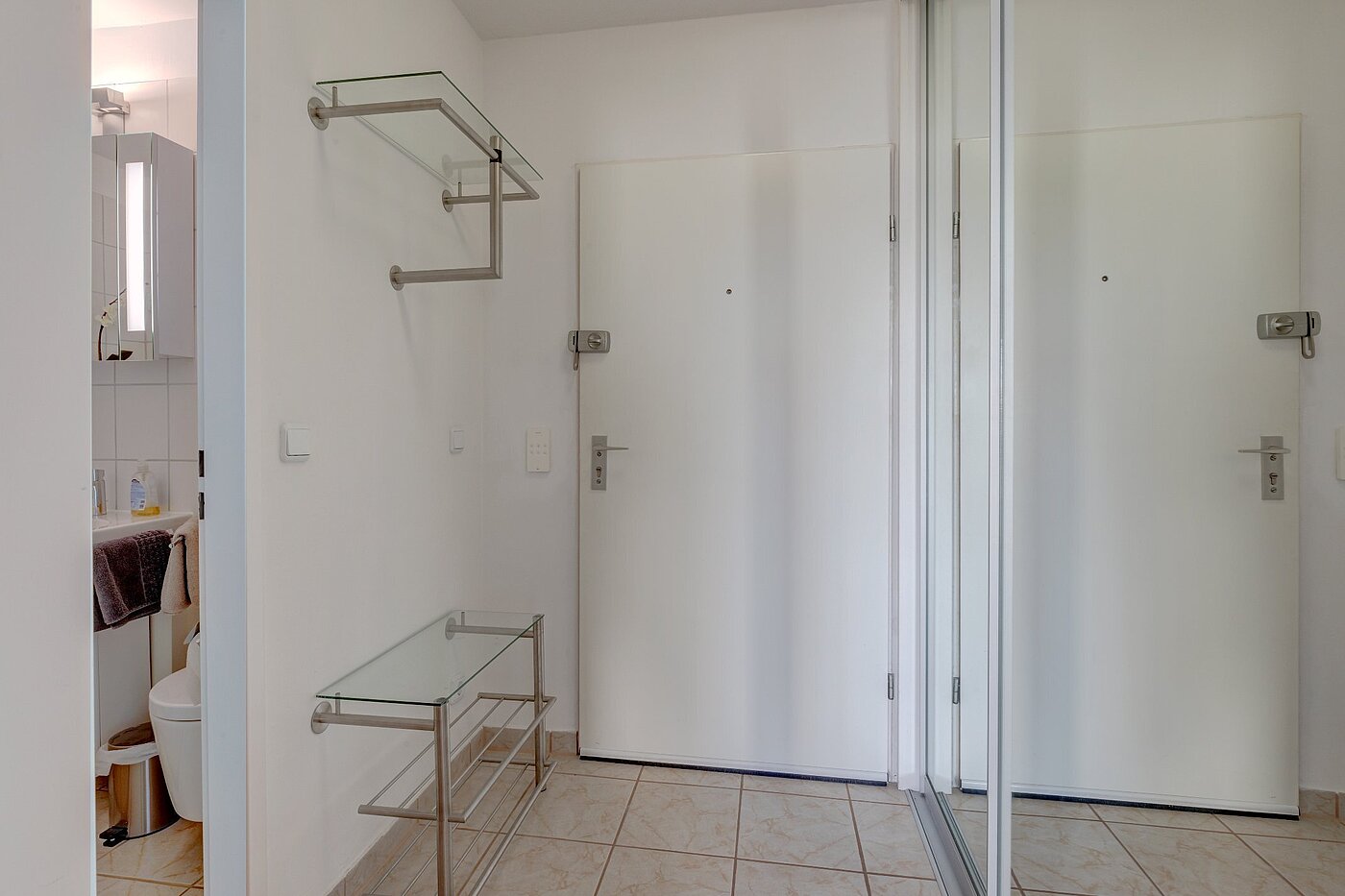 Ploché s 1 Izba | München-Schwanthalerhöhe | 2106ML8 | Blick zum Eingangsbereich