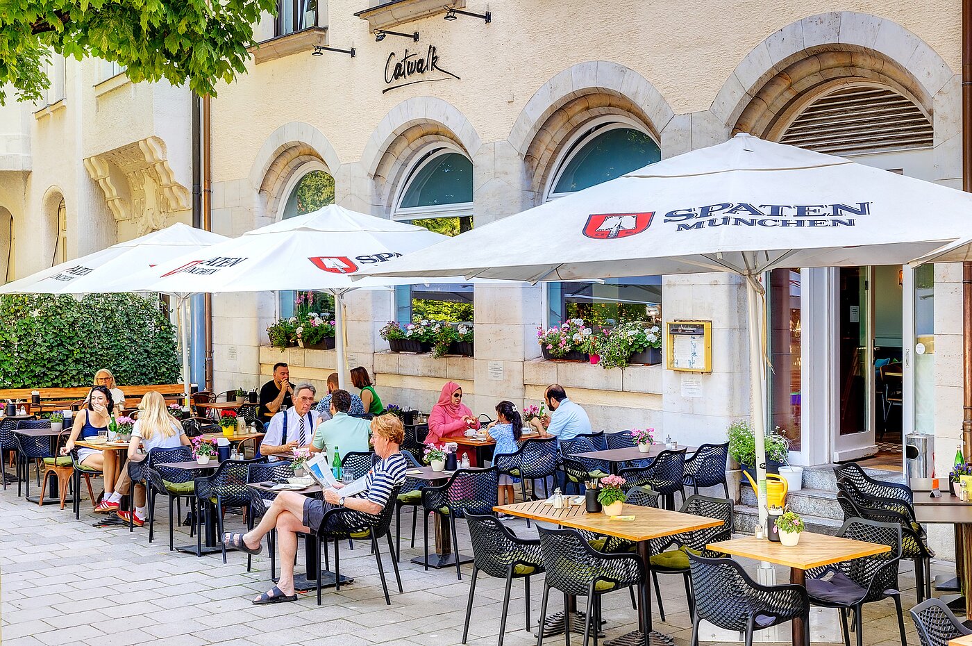 Lapos a  címen 1 Szoba | München-Bogenhausen | 70070 | Cafés, Restaurants, Bars