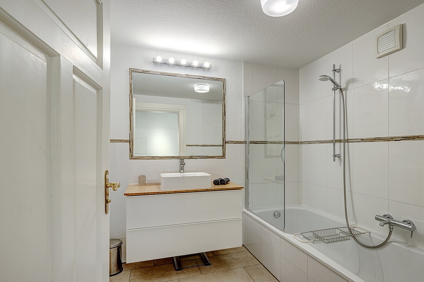 Tetőtéri lakás a  címen 4.5 Szobák | München-Ludwigsvorstadt | 70461 | Bad
