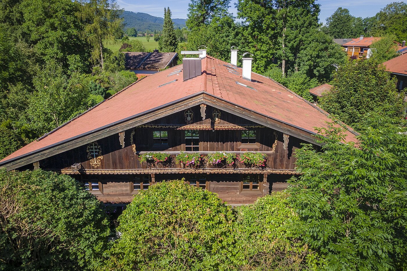 Lapos a  címen 11 Szobák | Gmund/Dürnbach | 2107ML11 | Luftaufnahme Osten