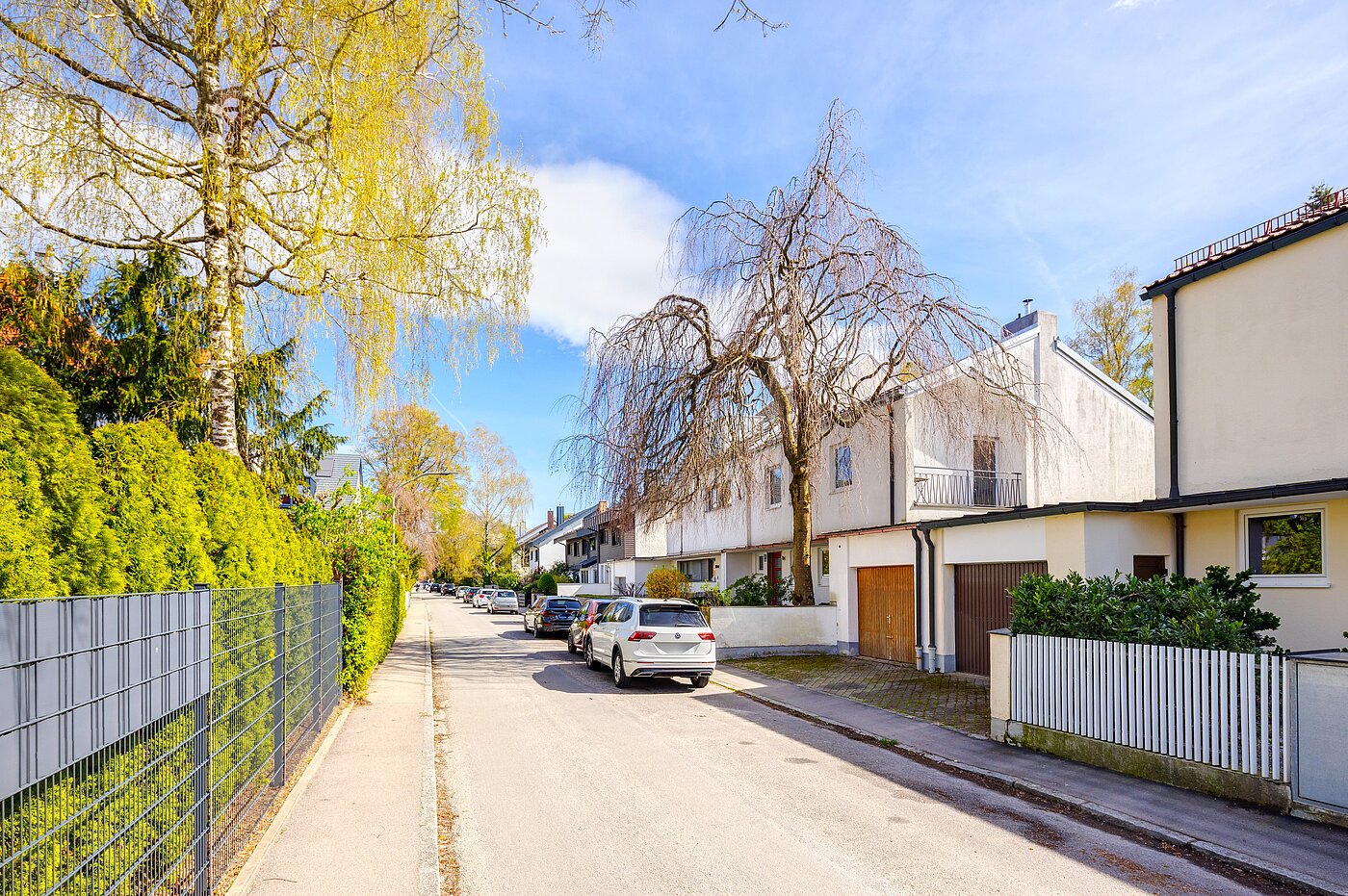 Dom w zabudowie bliźniaczej z 4 Pokoje | München-Solln | 70120 | Direkte Nachbarschaft