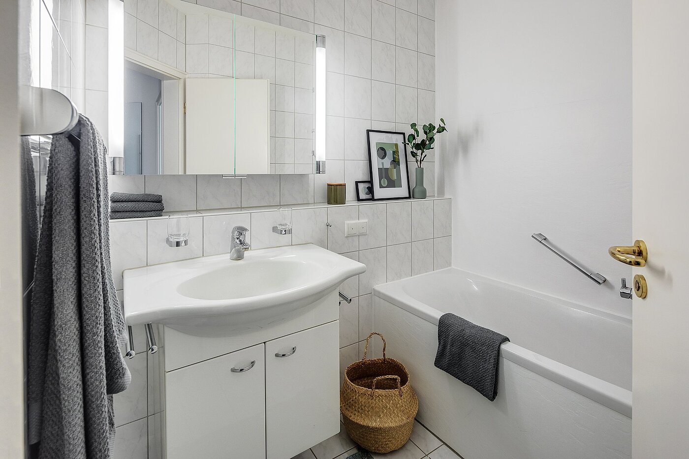 Flad med 3 Værelser | München-Harlaching | 1908ML6 | Bad mit ...