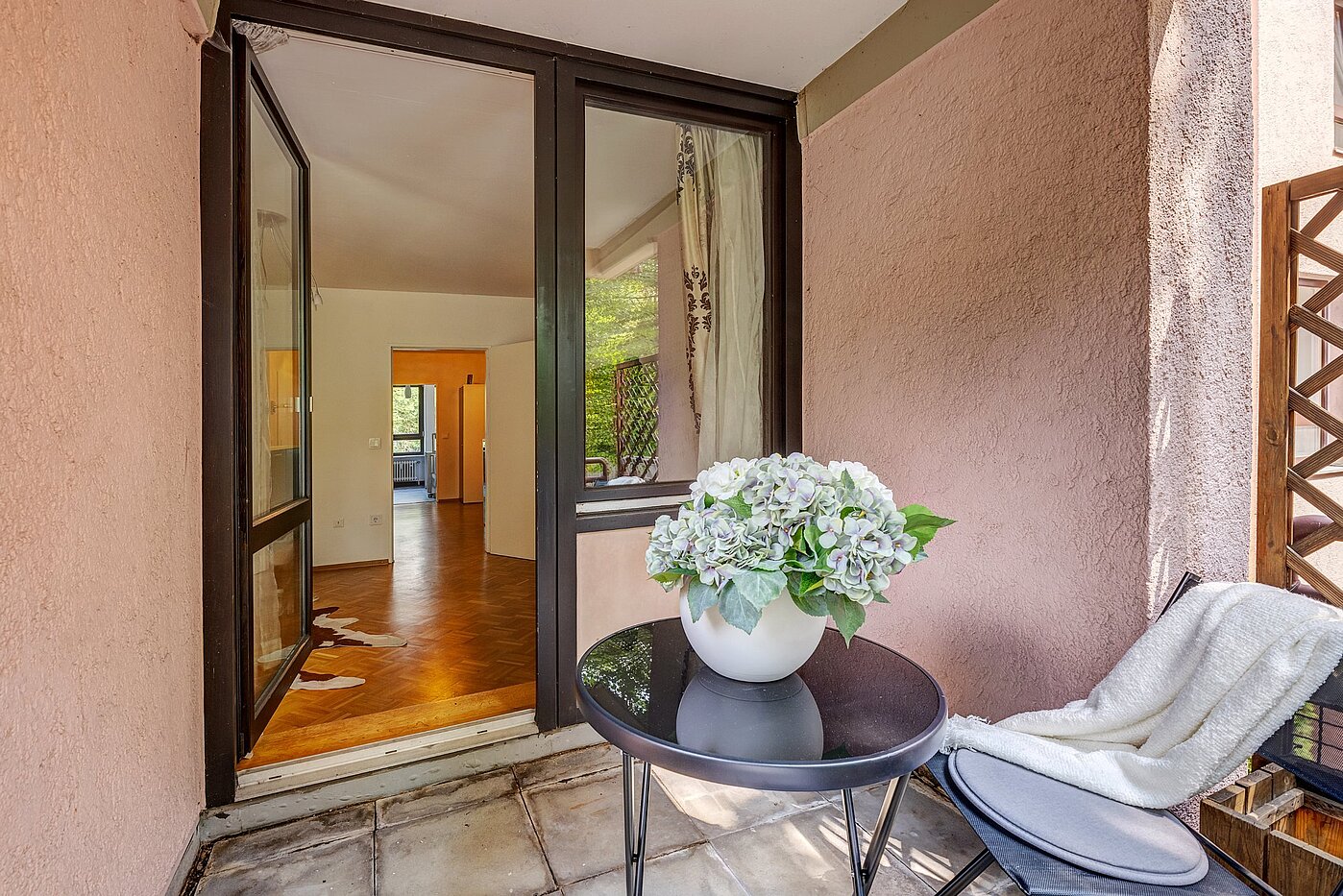 Ploché s 2 Pokoje | München-Sendling | 2106ML2 | Gemütlicher Balkon...
