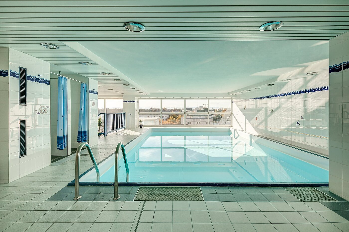 Lejlighed i stueetagen med 2 Værelser | München-Sendling-Westpark | 2003ML11 | Schwimmbad...