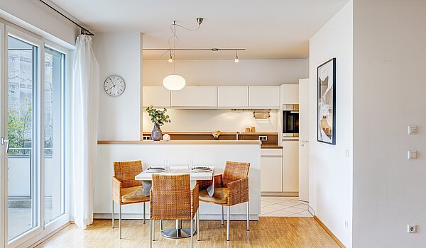 Lapos a  címen 3 Szobák | München-Neuhausen | 70489 | ...Essen