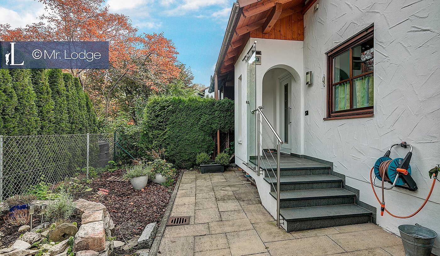 Yarı müstakil ev ile 7 Odalar | Gröbenzell | 1709ML6 | Eingang