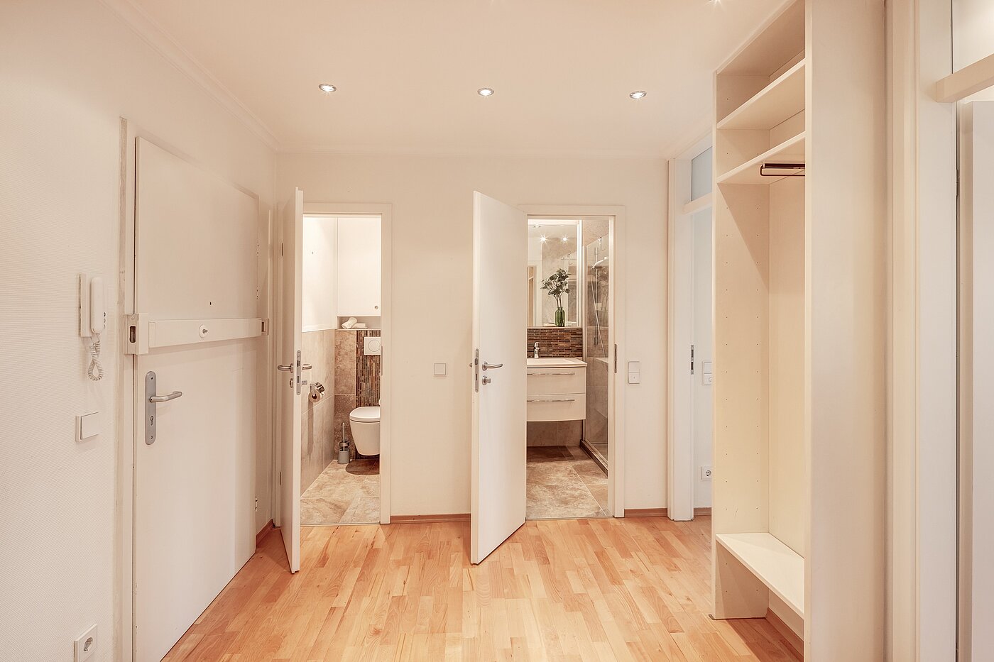 Plat cu 3 Camere | München-Maxvorstadt | 70133 | Blick vom Eingangsbereich