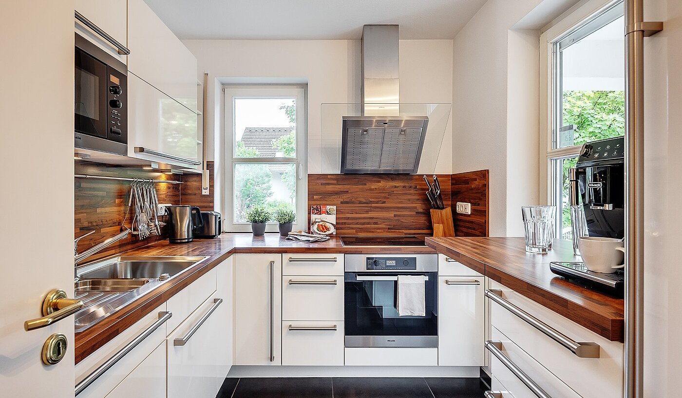 플랫 와 함께 3 객실 | München-Harlaching | 2108ML3 | Küche mit Einbauküche...