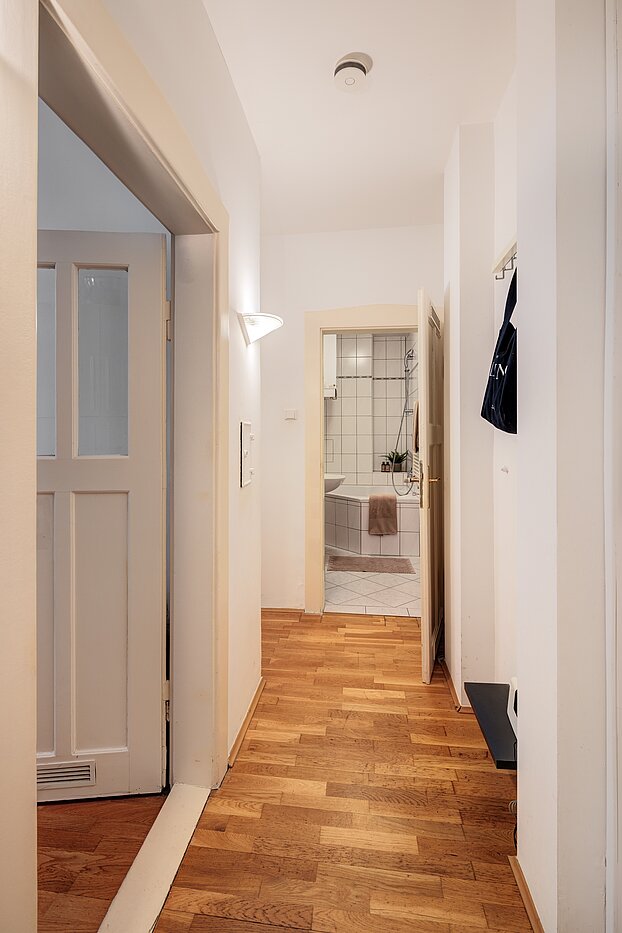 Lapos a  címen 1.5 Szobák | München-Neuhausen | 70473 | ...Stauraum