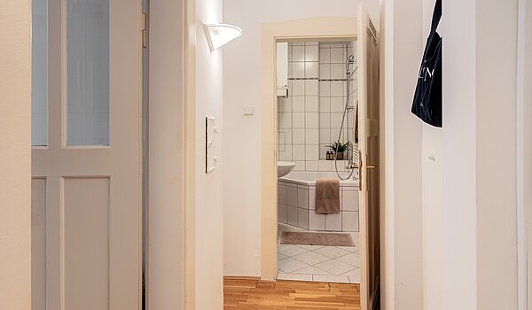 플랫 와 함께 1.5 객실 | München-Neuhausen | 70473 | ...Stauraum