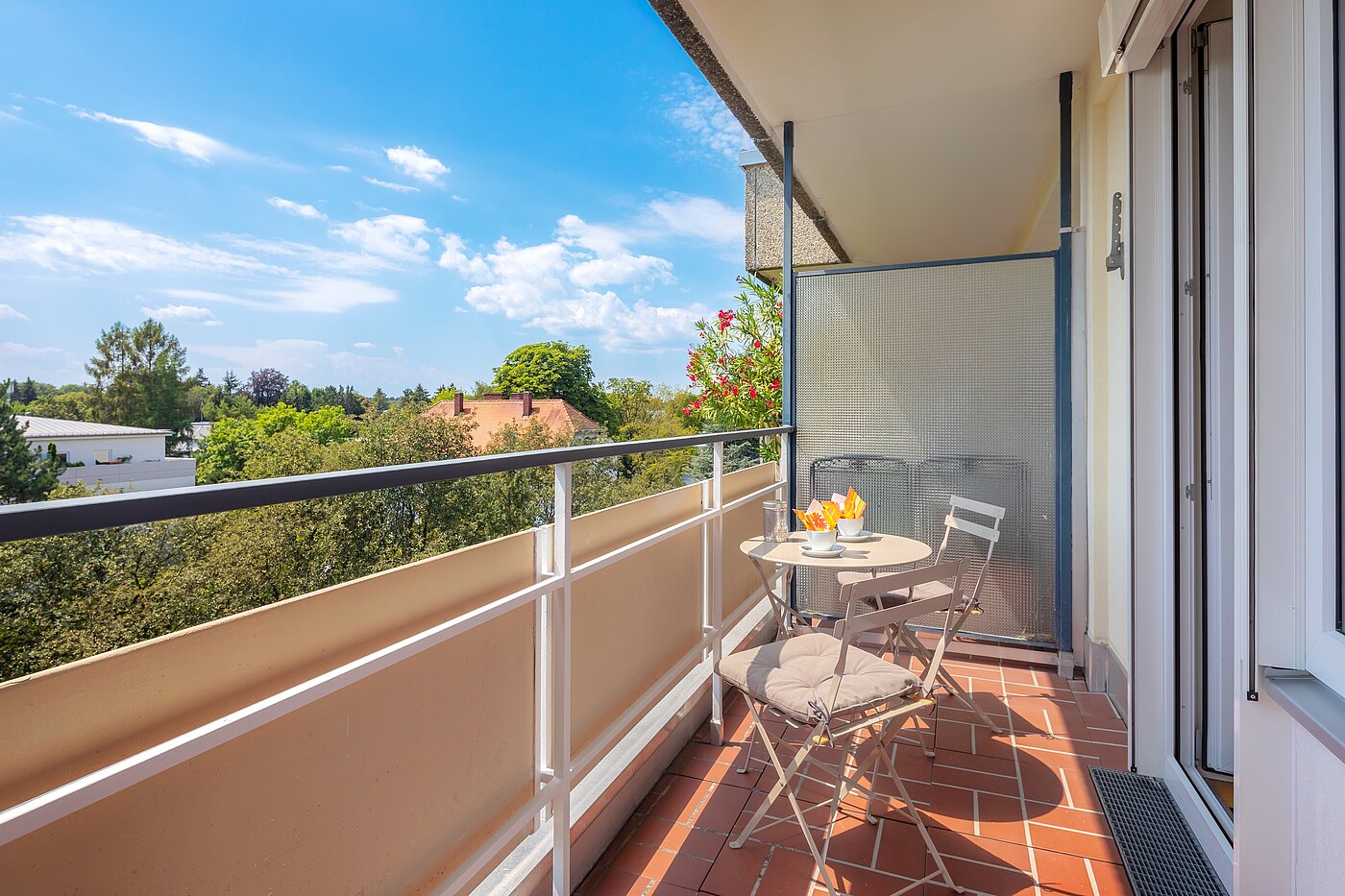 Apartment med 1 Rum | München-Solln | 70499 | Ein Platz an der Sonne