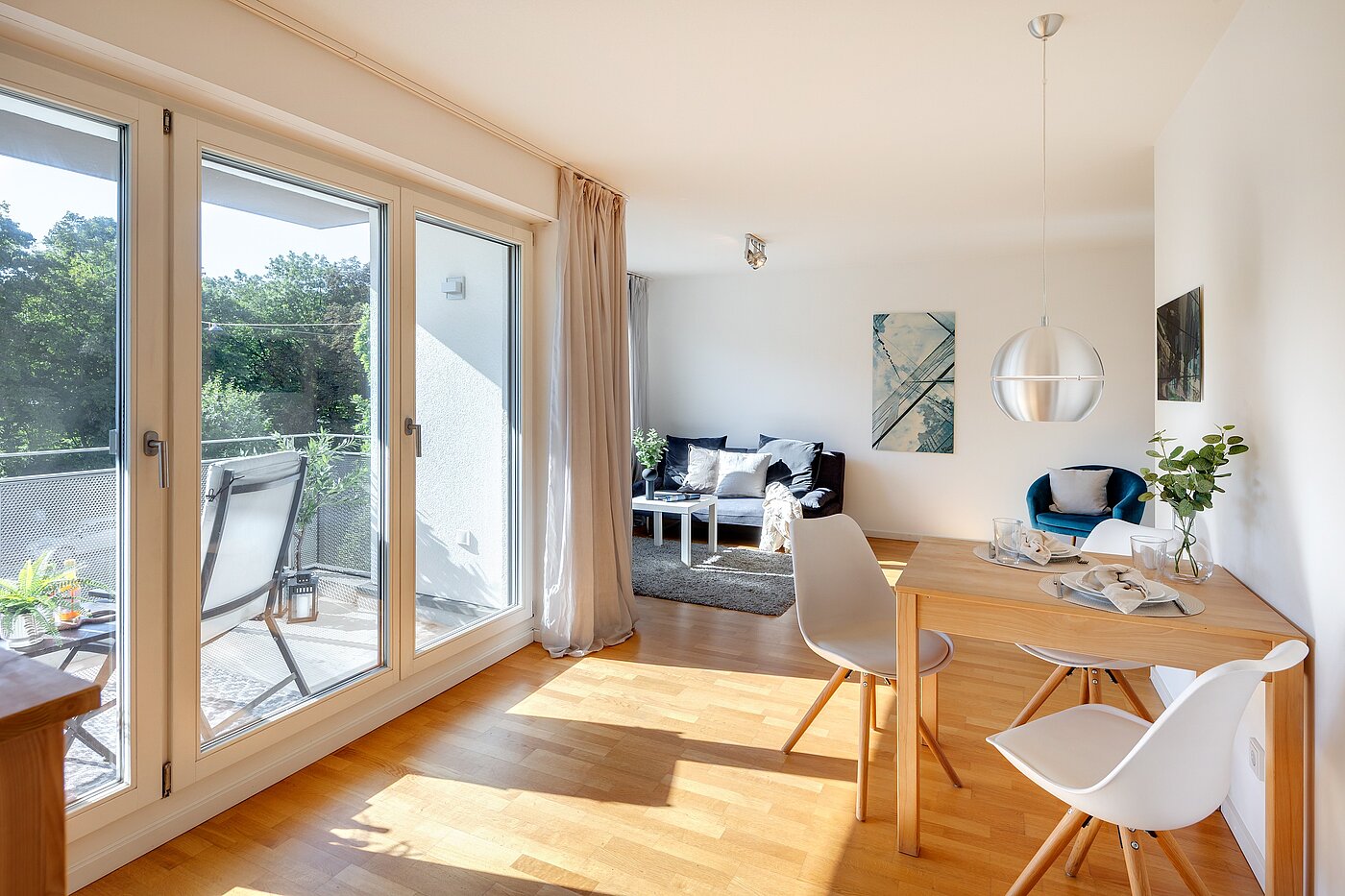 Flad med 2 Værelser | München-Schwabing | 70278 | Wohn- Essbereich