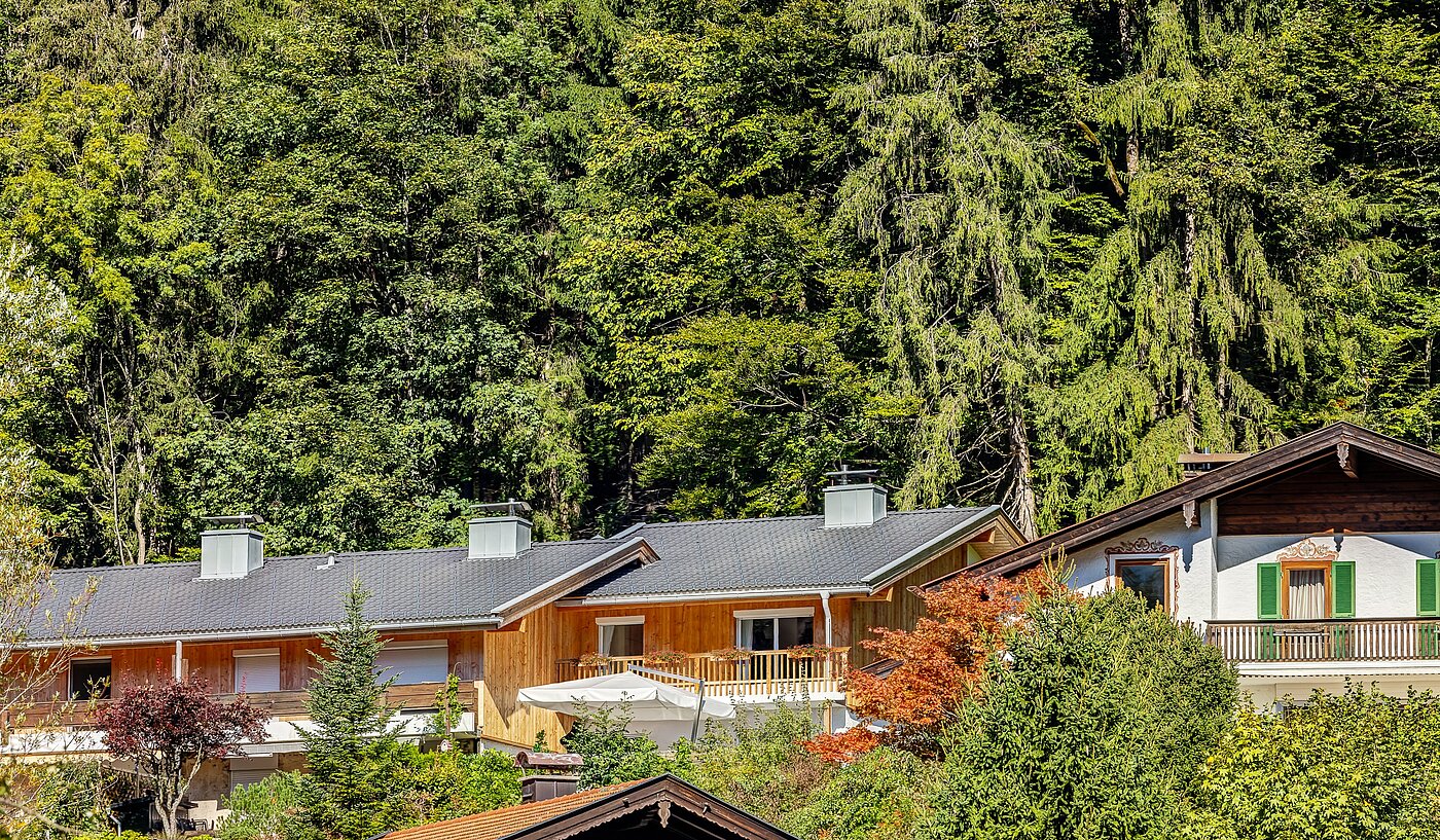 Köşe teraslı ev ile 3 Odalar | Kreuth | 70037 | Blick auf das Reihenendhaus