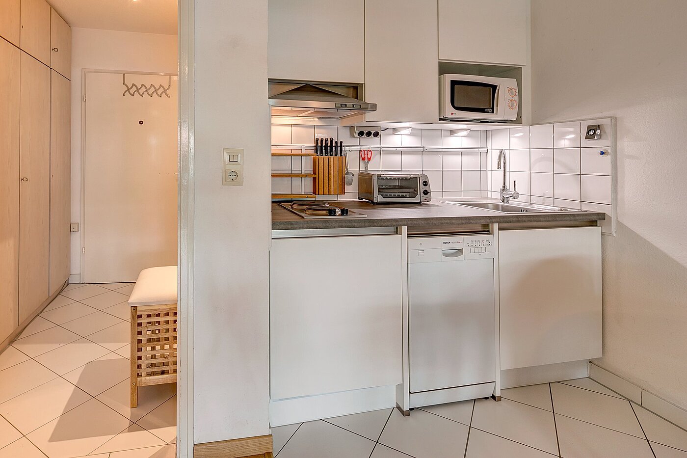 Medziposchodie s 1 Izba | München-Neuhausen | 1911ML10 | Apartmentküche