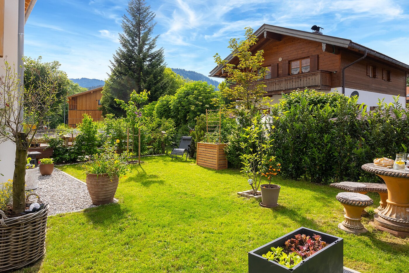 Апартамент на партерния етаж с 2 Стаи | Bad Wiessee | 700942 | Großzügiger Garten