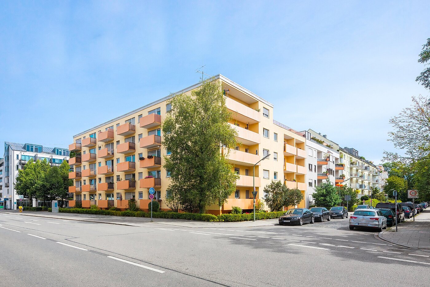 Ploché s 1 Pokoj | München-Sendling-Westpark | 2008ML1