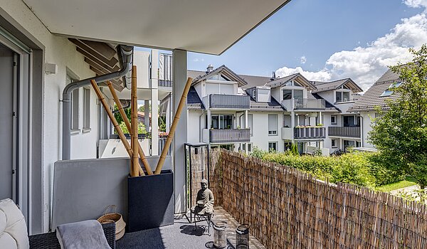 Επίπεδη με 3 Δωμάτια | 70483 | Überdachter Balkon...