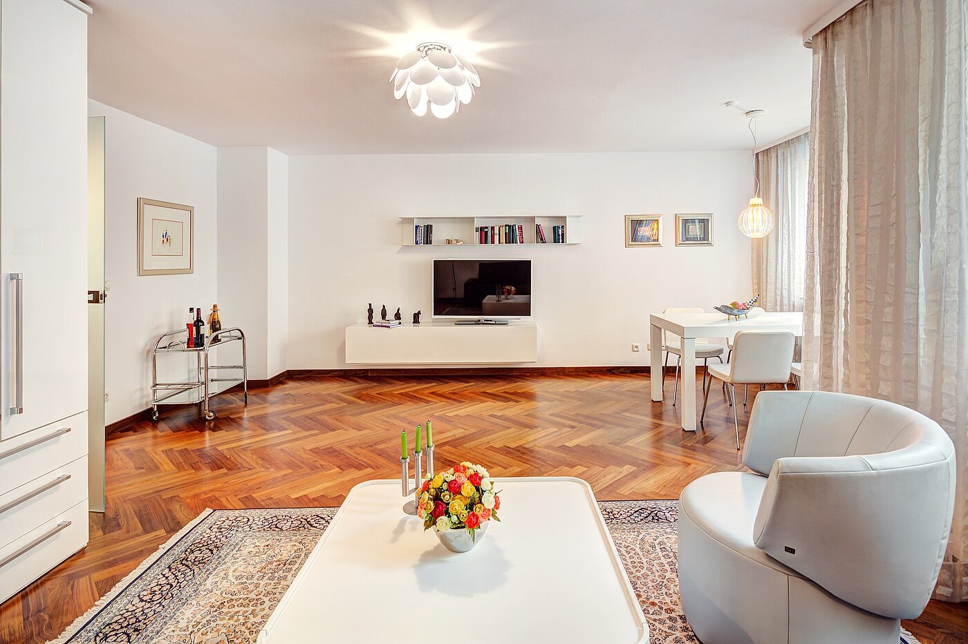 Flad med 1 Værelse | München-Schwabing | 2207ML10 | ...Schlafen