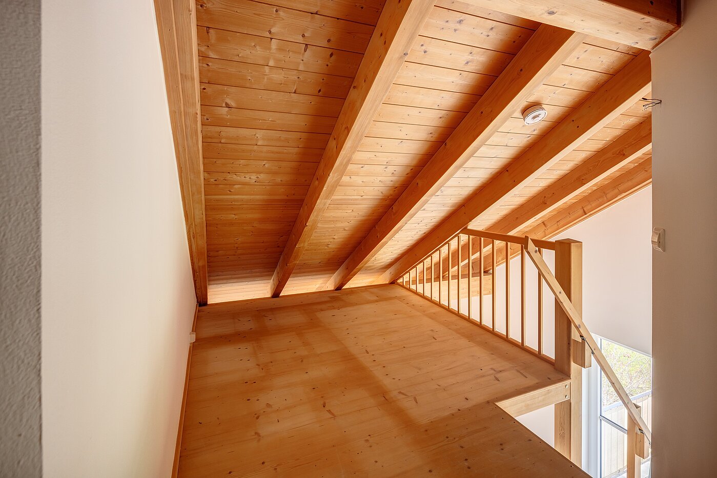 Vindsvåning med 2 Rum | 70314 | Galerie