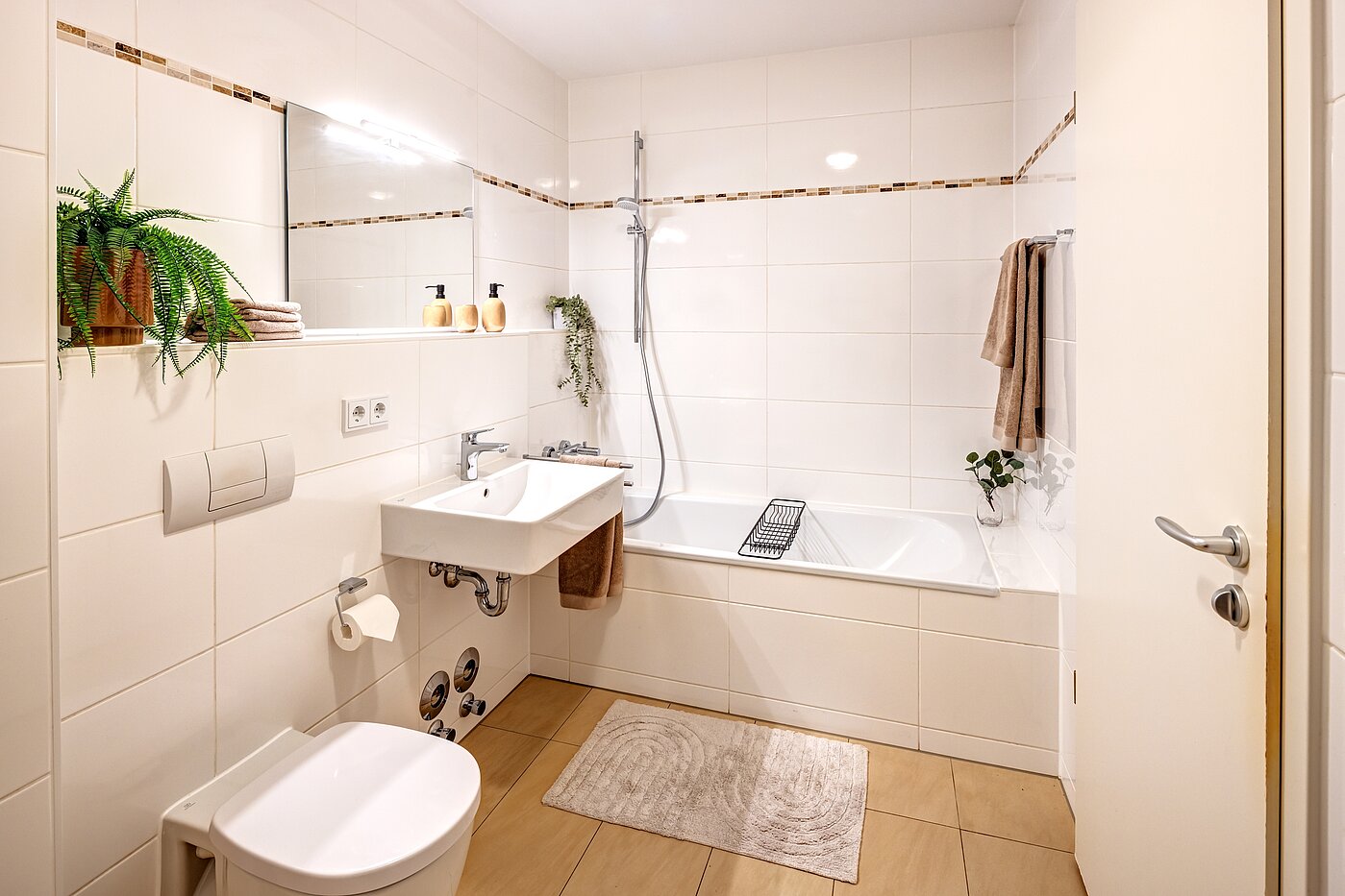 Плосък с 2 Стаи | München-Thalkirchen | 70493 | ...Badezimmer
