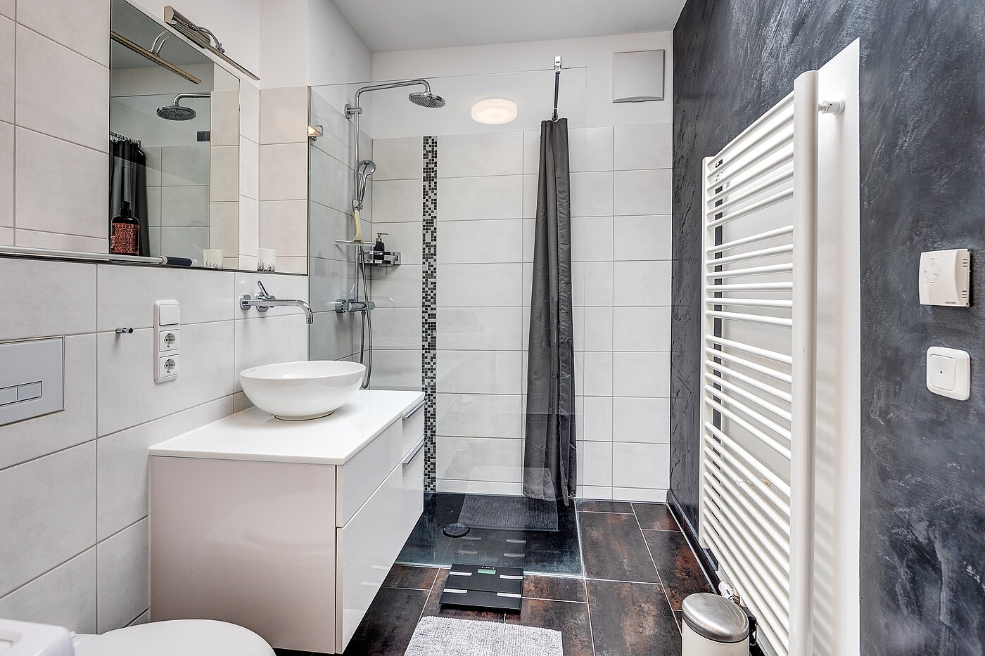 Podkrovný byt s 3 Izby | München-Riem | 701701 | ...bodengleicher Dusche