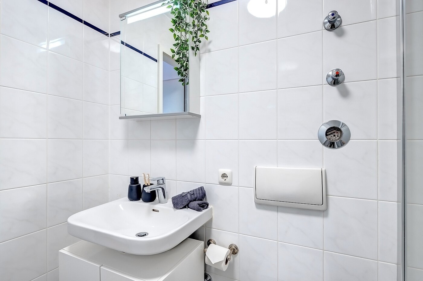 Ploché s 2 Pokoje | München-Maxvorstadt | 70001 | Modern ausgestattet