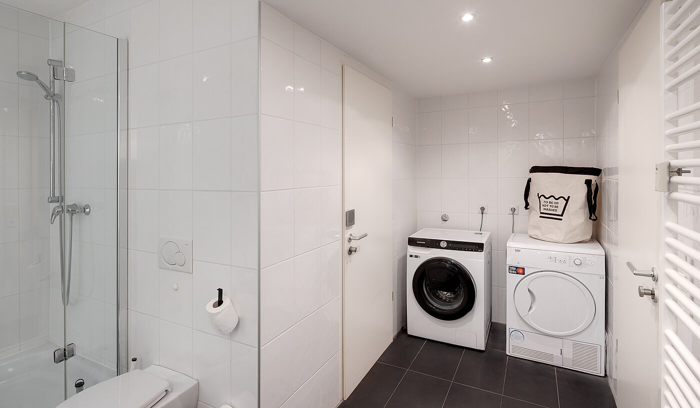 Casă semidecomandată cu 5 Camere | Unterföhring | 70119 | ...mit Waschmaschinenstellplatz