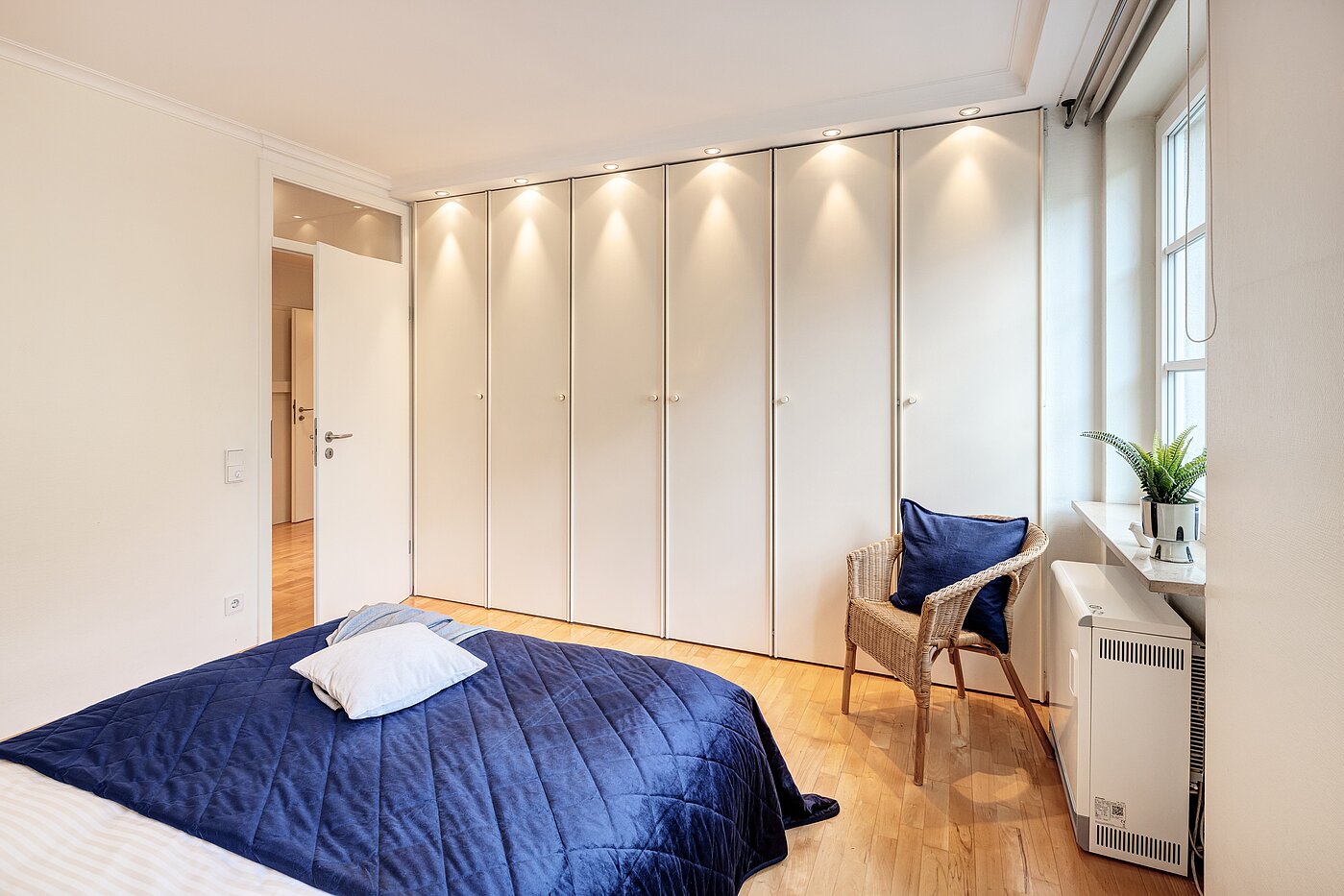 Plat cu 3 Camere | München-Maxvorstadt | 70133 | ...Einbauschränken