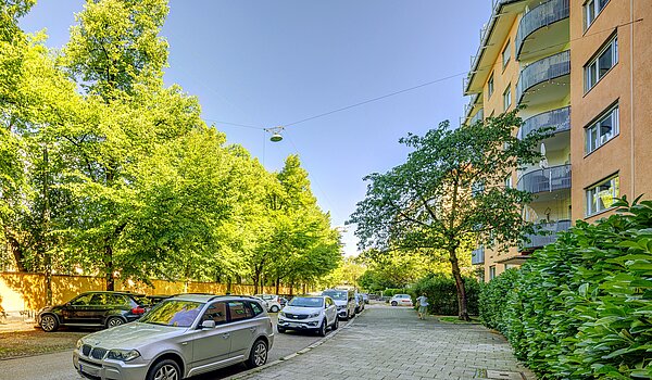 Apartment a  címen 1 Szoba | München-Schwabing | 70198 | Umgebung im Sommer