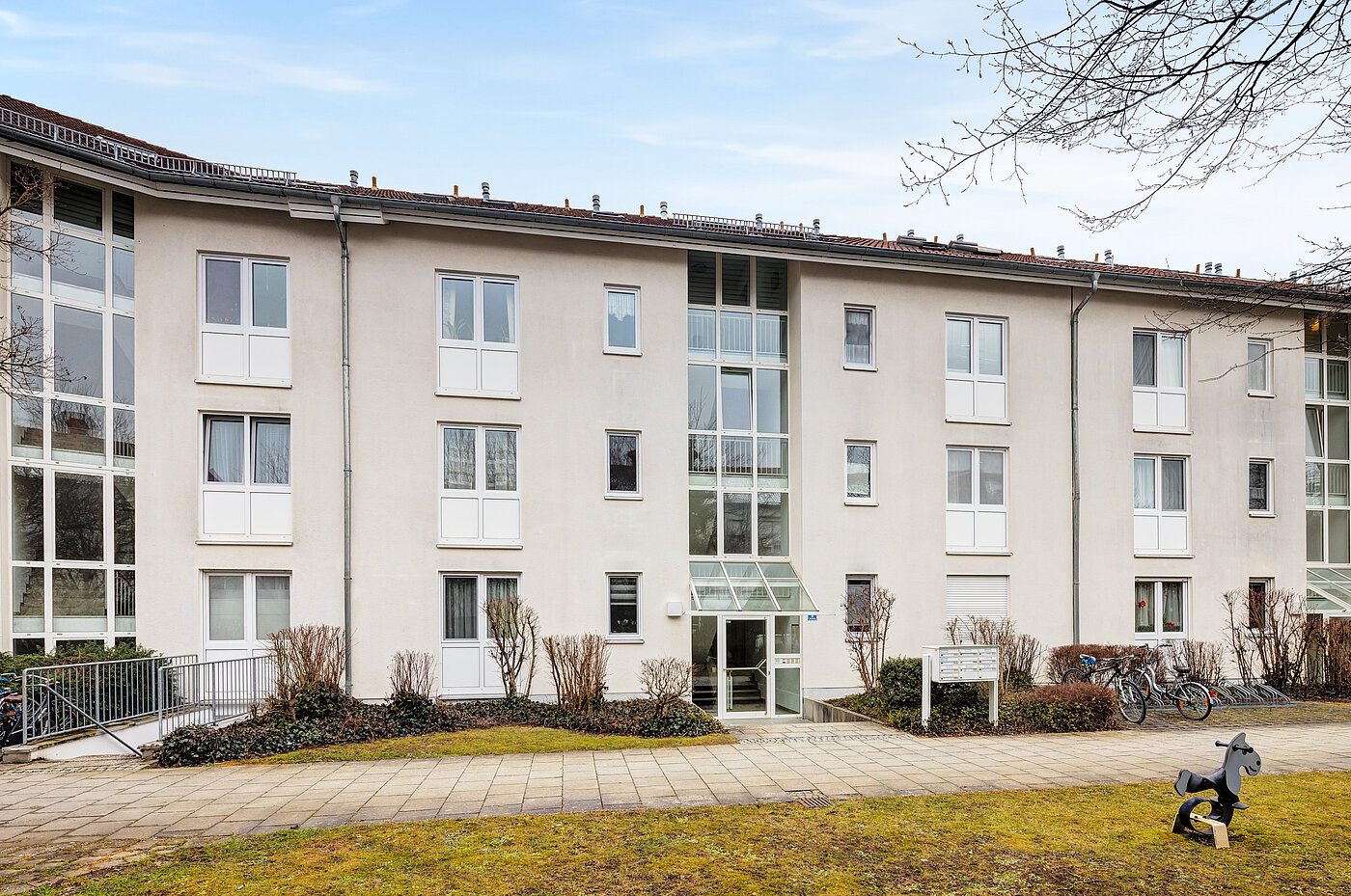 Ploché s 2 Pokoje | Poing | 70373 | Außenansicht