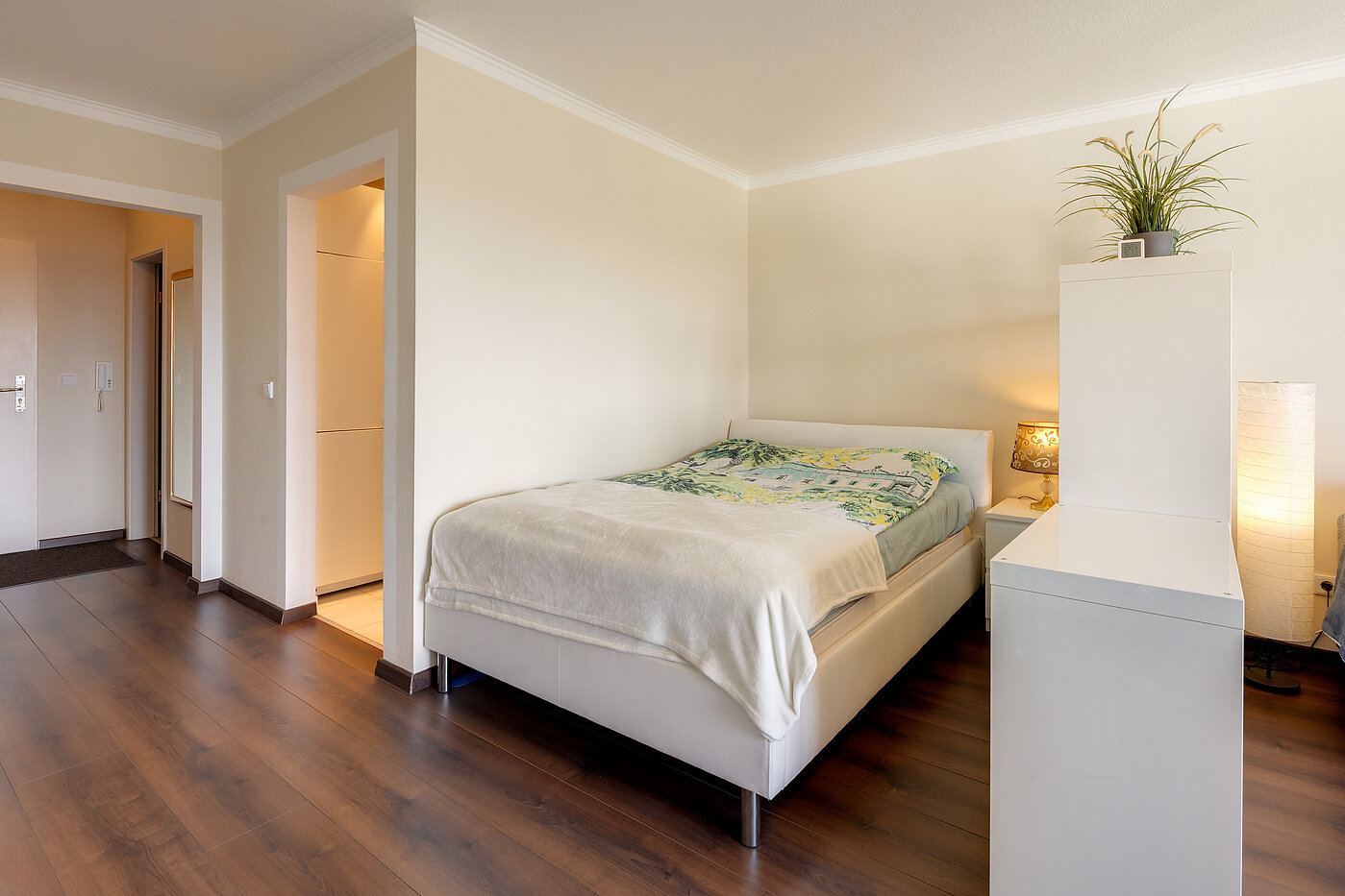 Apartment s spletno stranjo . 1 Soba | München-Allach | 70298 | Schlafbereich