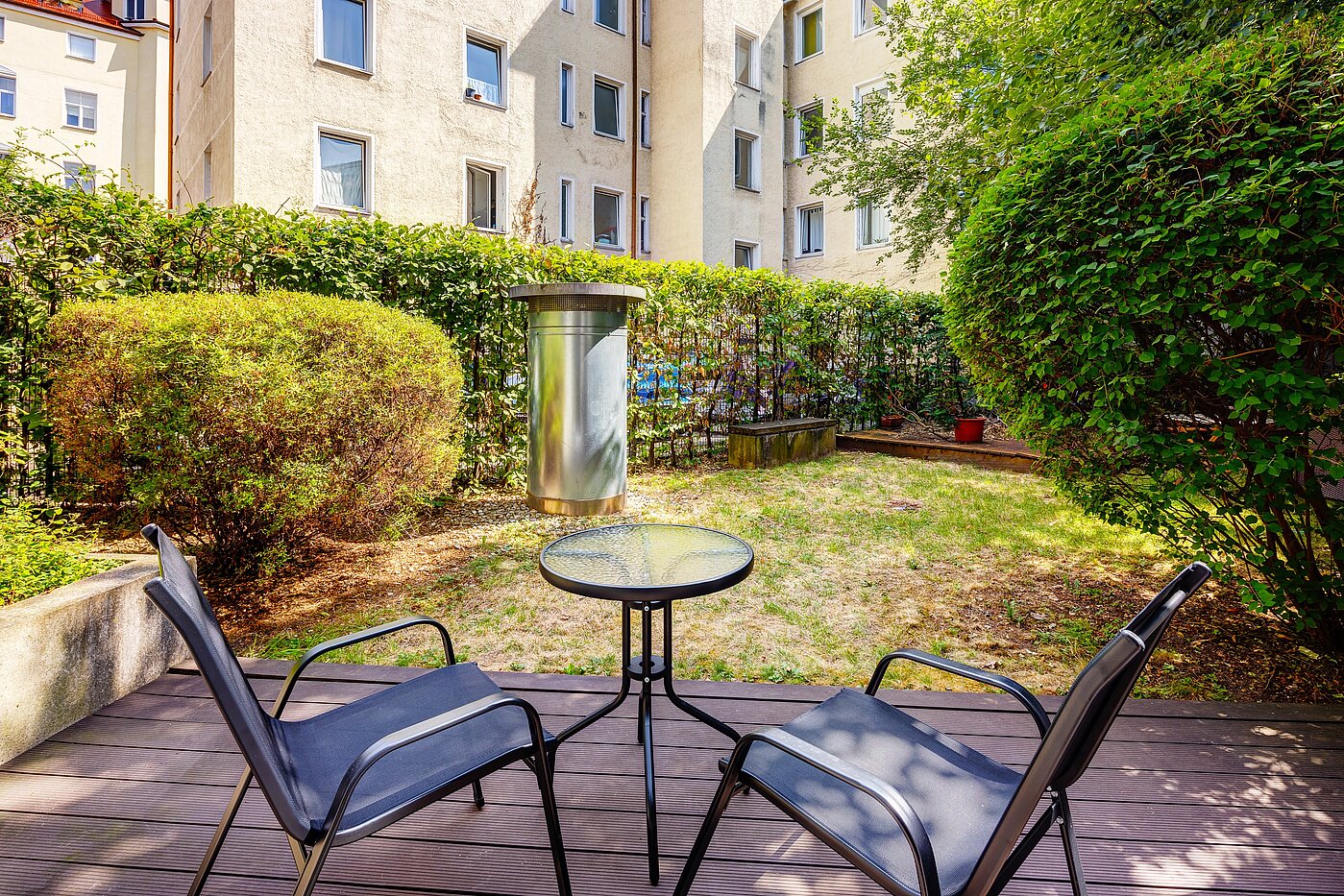 Плосък с 2 Стаи | München-Au | 70108 | Blick in den Hof