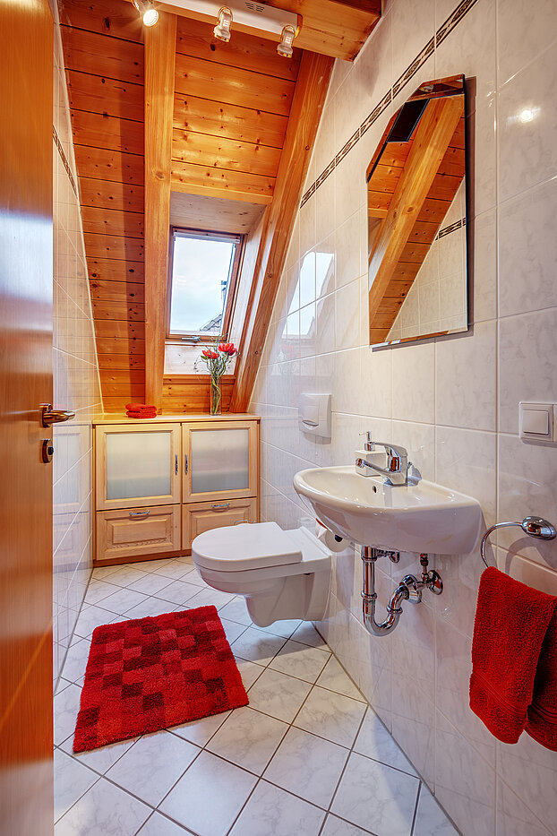 Maisonette-lägenhet med 3.5 Rum | München-Trudering | 70391 | Gäste-WC