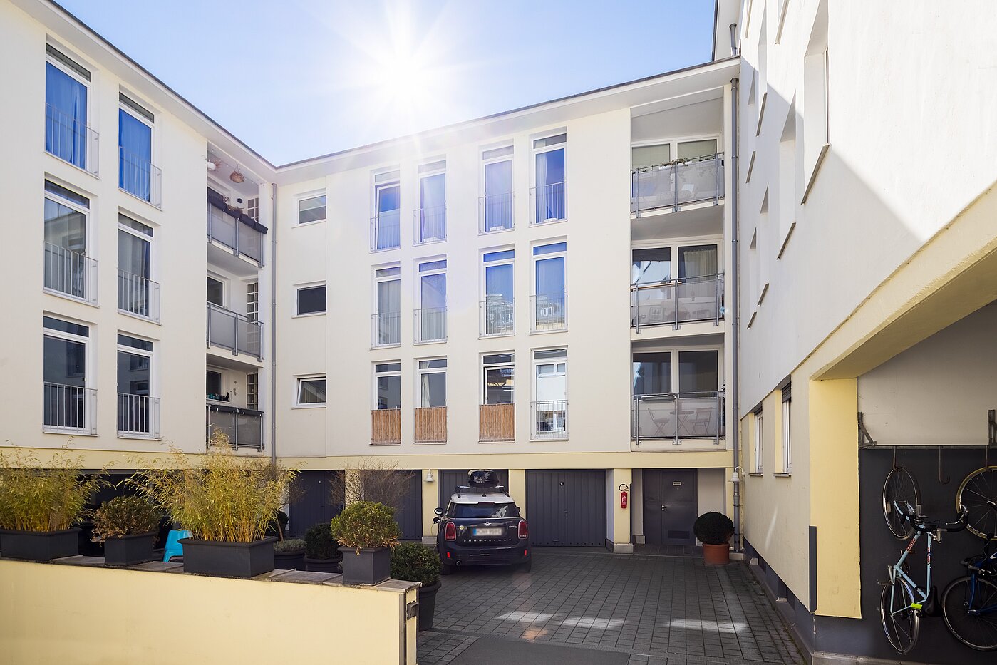 Płaski z 3 Pokoje | München-Maxvorstadt | 2203ML31 | Rückgebäude