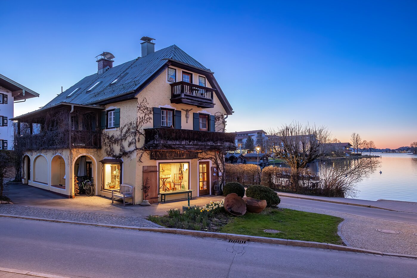 Mehrfamilienhaus ile 11 Odalar | Rottach-Egern | 70215