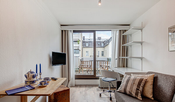 Apartment ile 1 Oda | München-Maxvorstadt | 70448 | Große Fensterfront