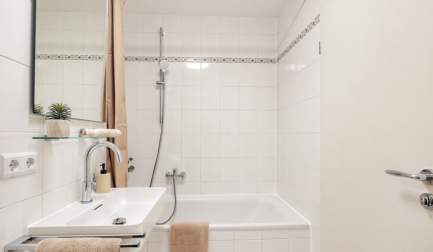 플랫 와 함께 2 객실 | München-Laim | 70226 | Badewannenbad mit...