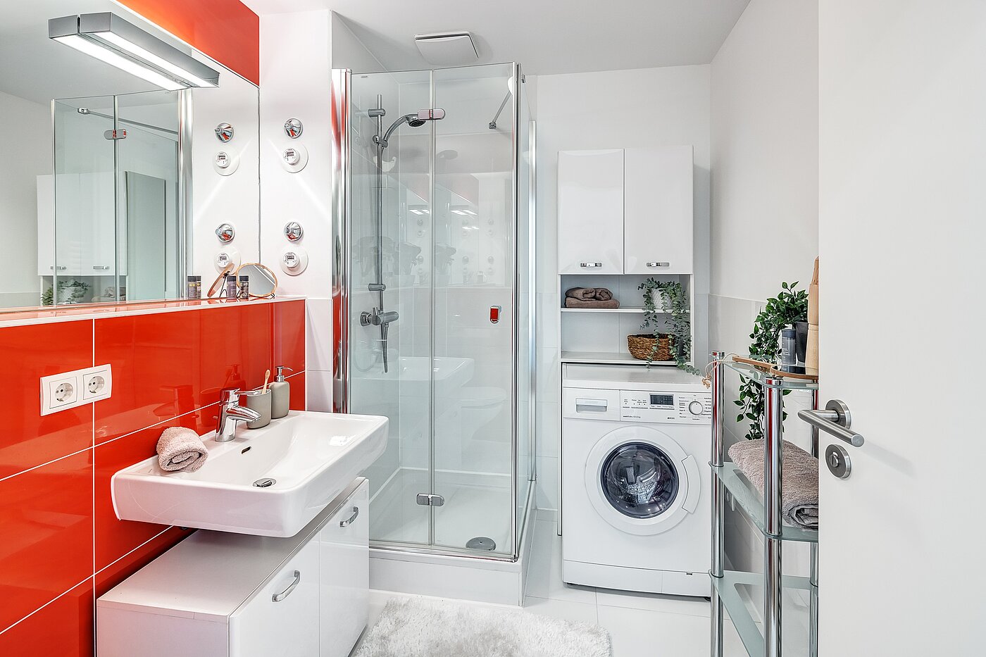 Lejlighed i stueetagen med 2 Værelser | München-Riem | 2201ML1 | ...Dusche und Waschtrockner