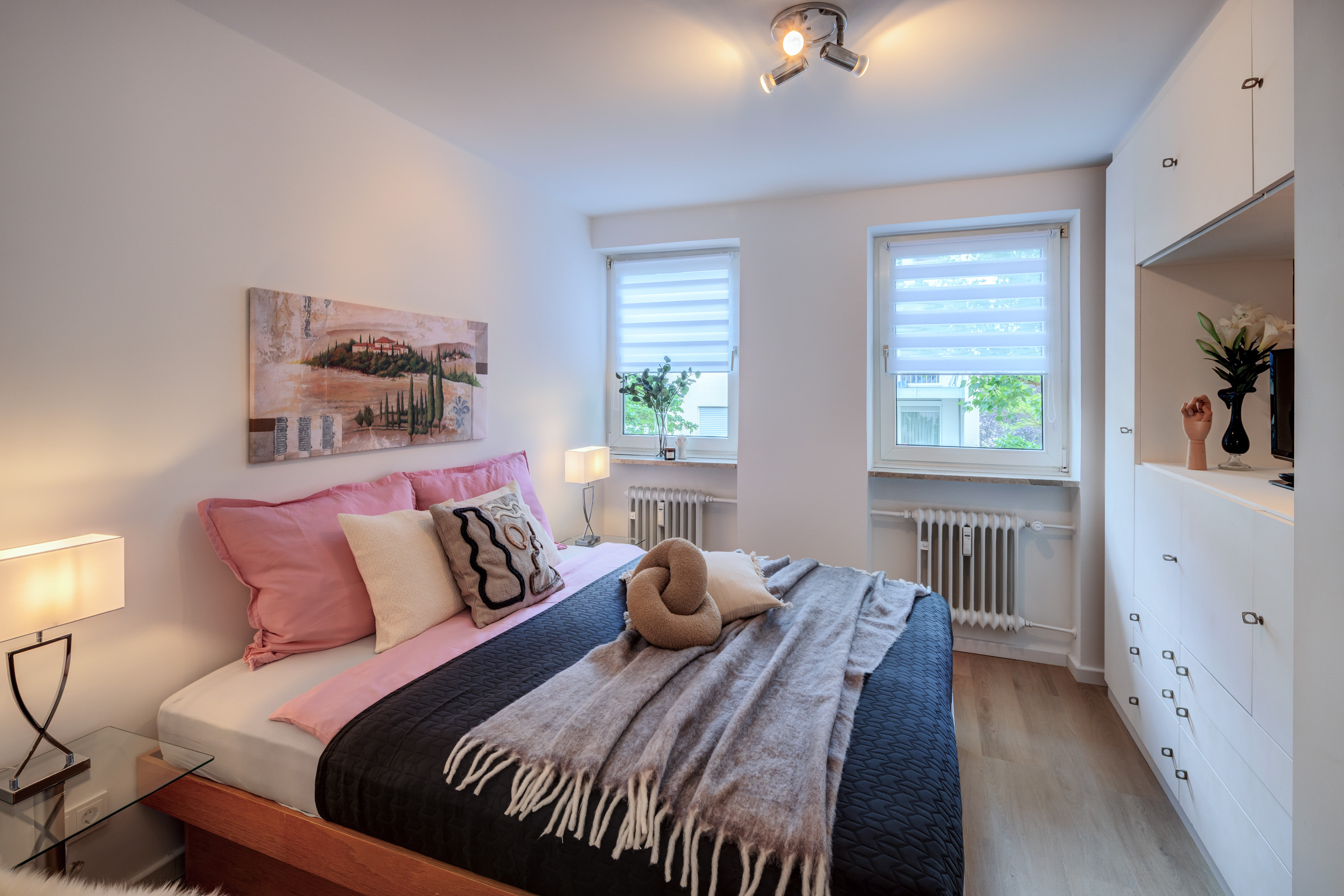 Lapos a  címen 2 Szobák | München-Sendling-Westpark | 70413 | Geräumiges...