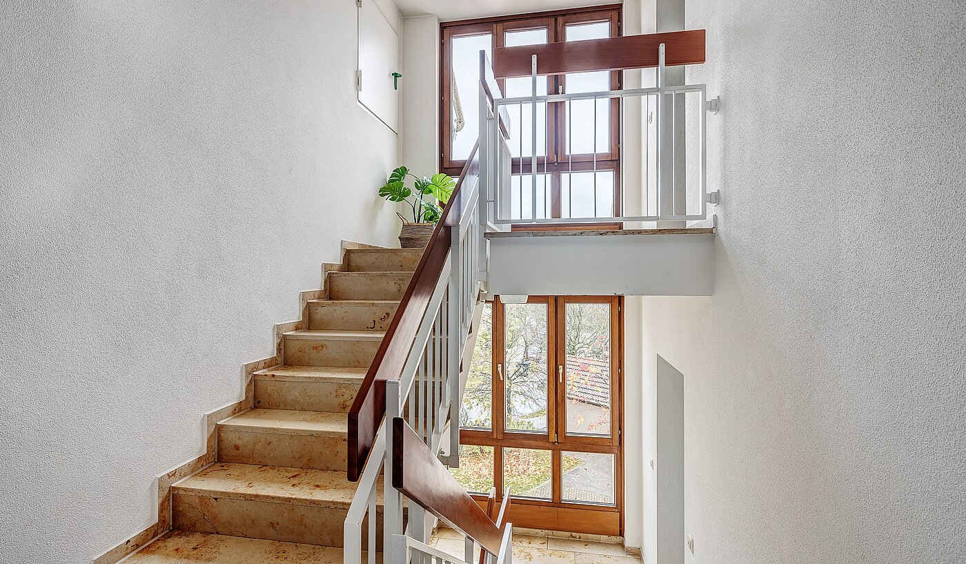 Ploché s 2 Izby | Germering | 70029 | Treppenhaus