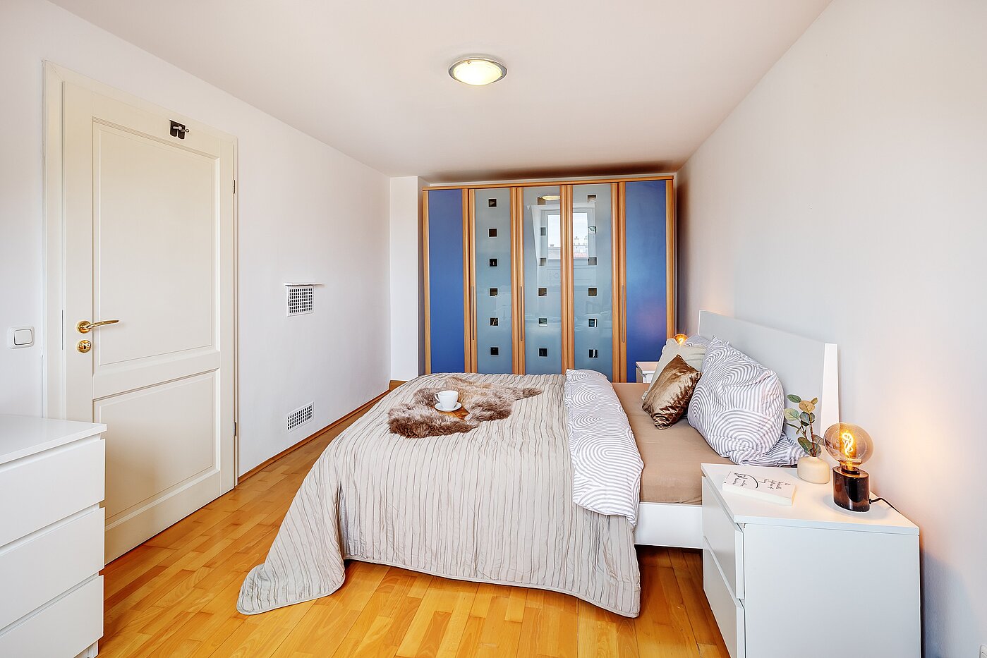 Таванско помещение с 2 Стаи | München-Au | 2209ML3 | ...mit viel Platz