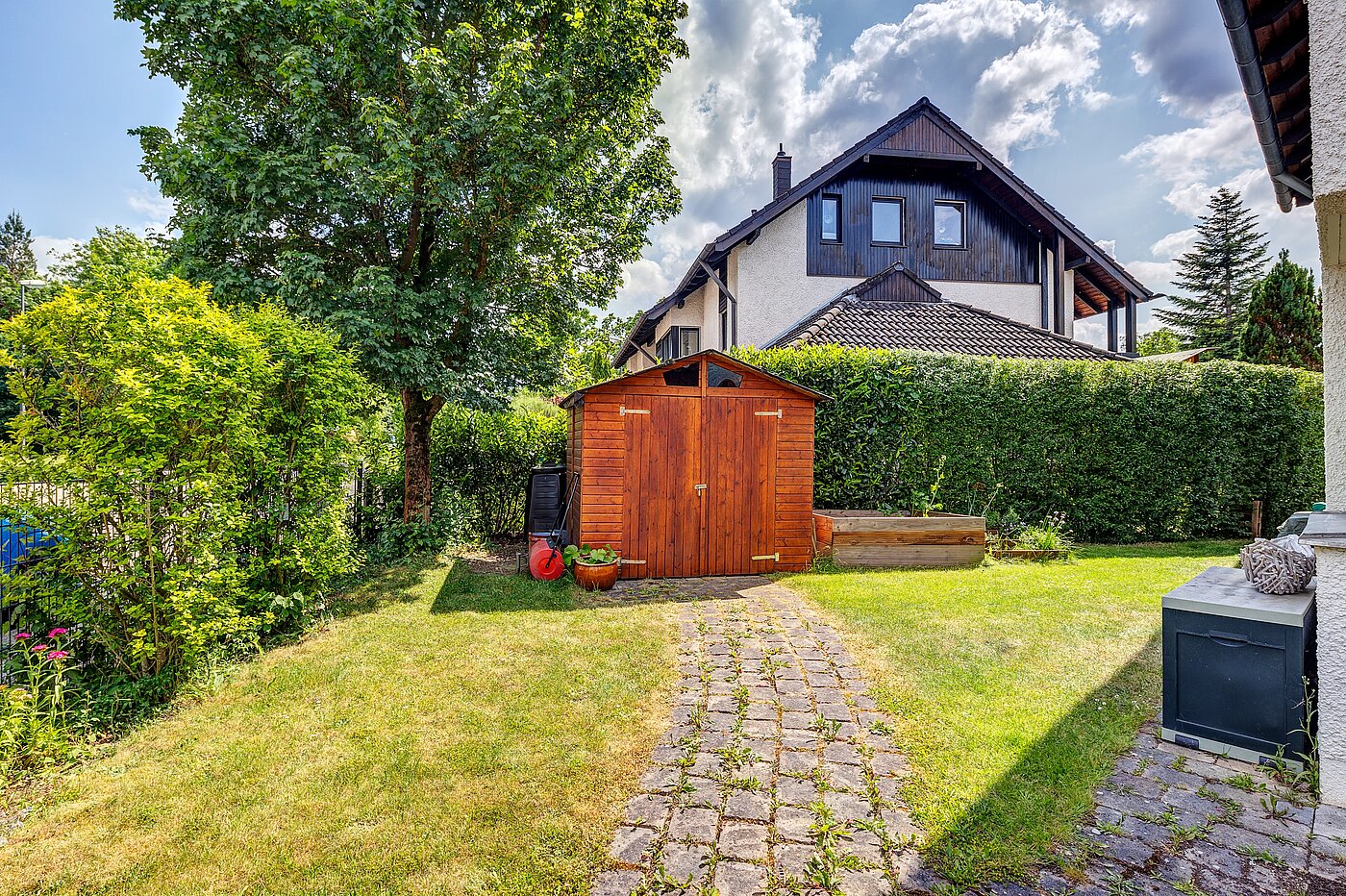 Rohový řadový dům s 6 Pokoje | Germering | 70033 | Zugang zum Garten