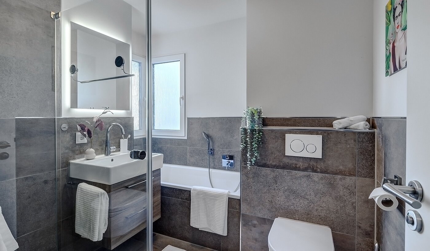 Düz ile 4 Odalar | Ismaning | 700081 | Stilvolles Badezimmer