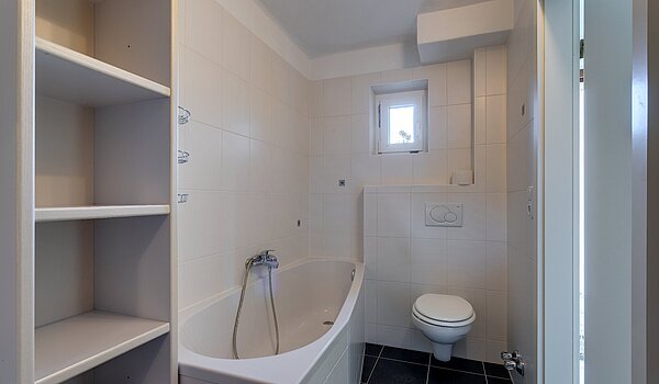 Bauernhaus з 9 Кімнати | Hohenschäftlarn | 1805ML4 | Bad EG Haus 2