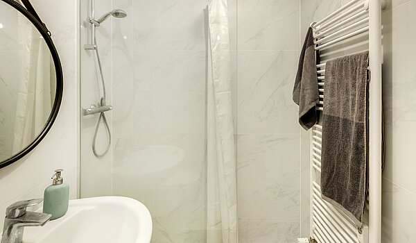 Flad med 3 Værelser | München-Schwabing | 703181 | ...Dusche