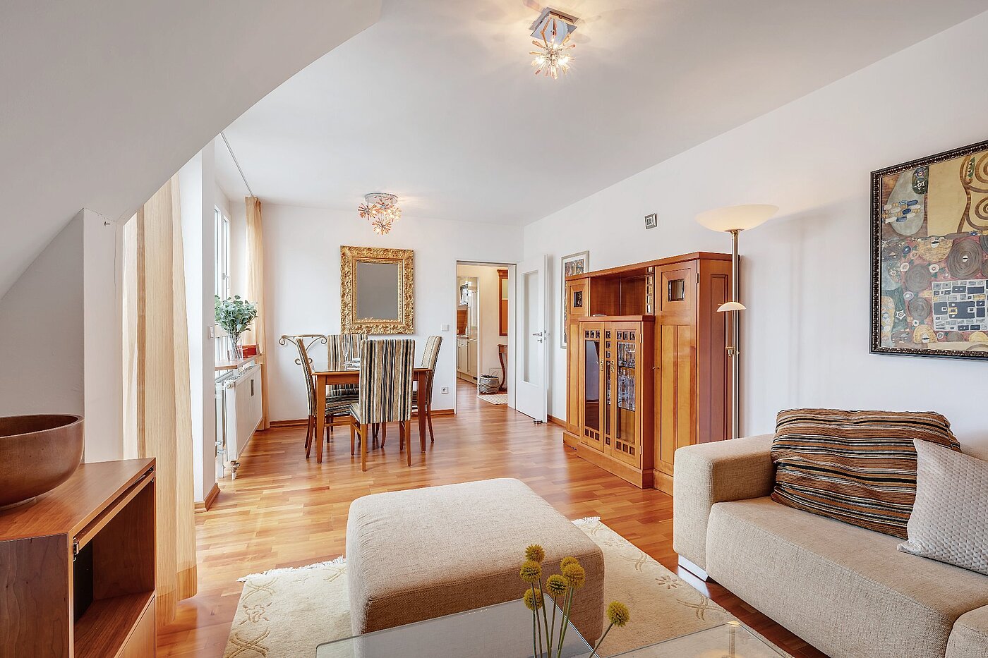 Podkrovní byt s 2 Pokoje | München-Sendling | 1911ML4 | Gemütliches Wohnzimmer