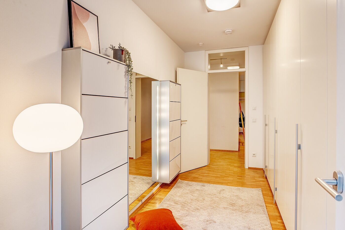 Lapos a  címen 3 Szobák | München-Neuhausen | 70489 | oder Homeoffice...