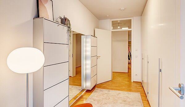 Lapos a  címen 3 Szobák | München-Neuhausen | 70489 | oder Homeoffice...