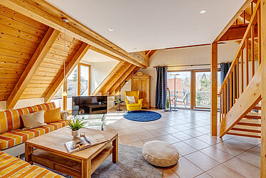 Trudering: 3.5-room maisonette top-floor flat with perfect room layout and balcony -free